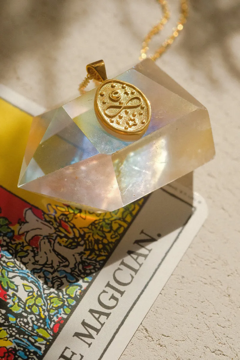 The Magician Pendant