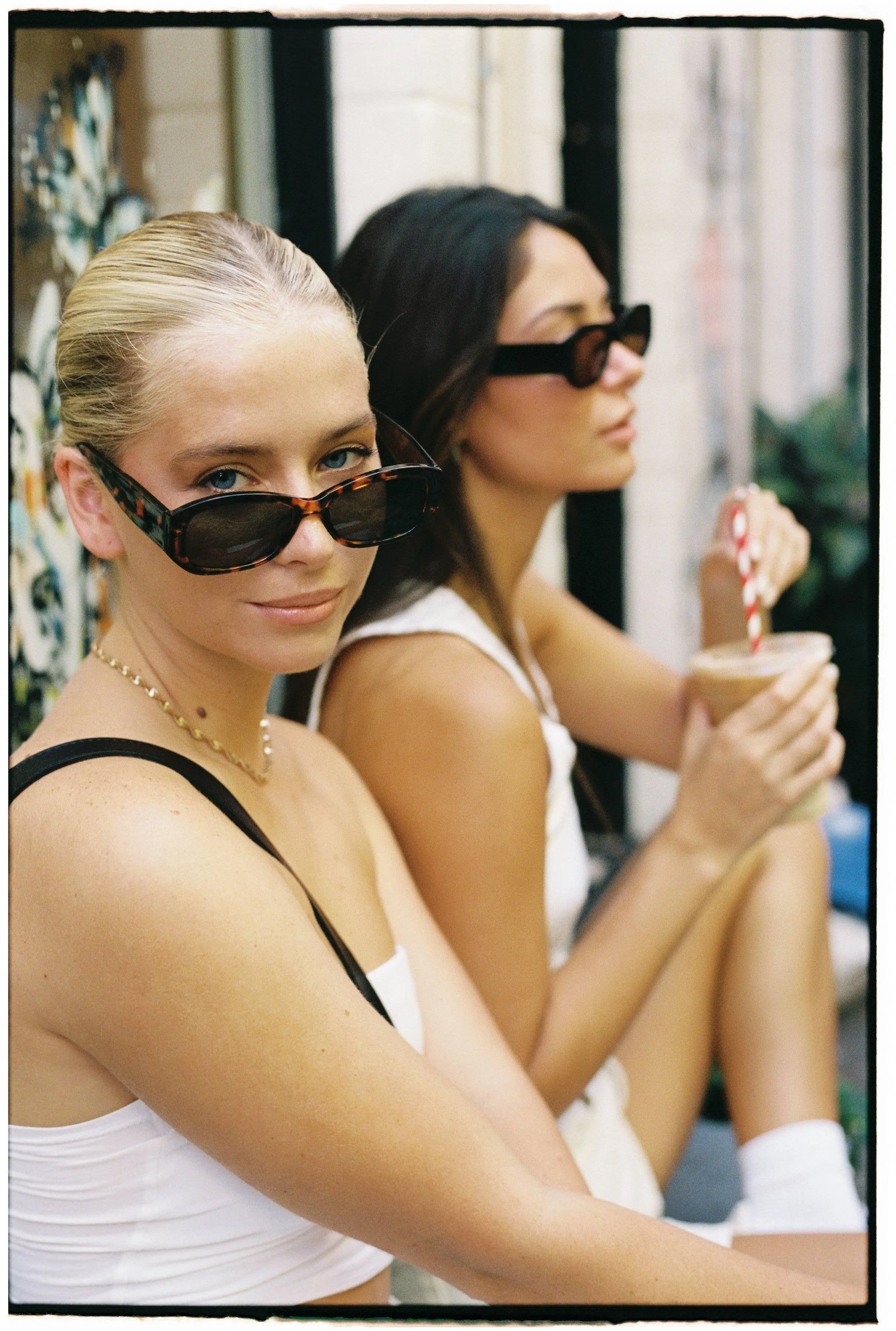 The Paige Sunglasses - Tort