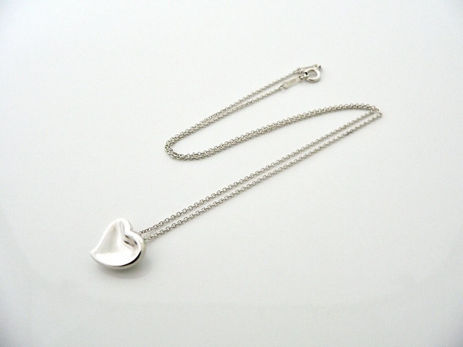 Tiffany & Co Peretti Carved Heart Necklace Pendant Chain Silver Love Gift 16.5 Inches