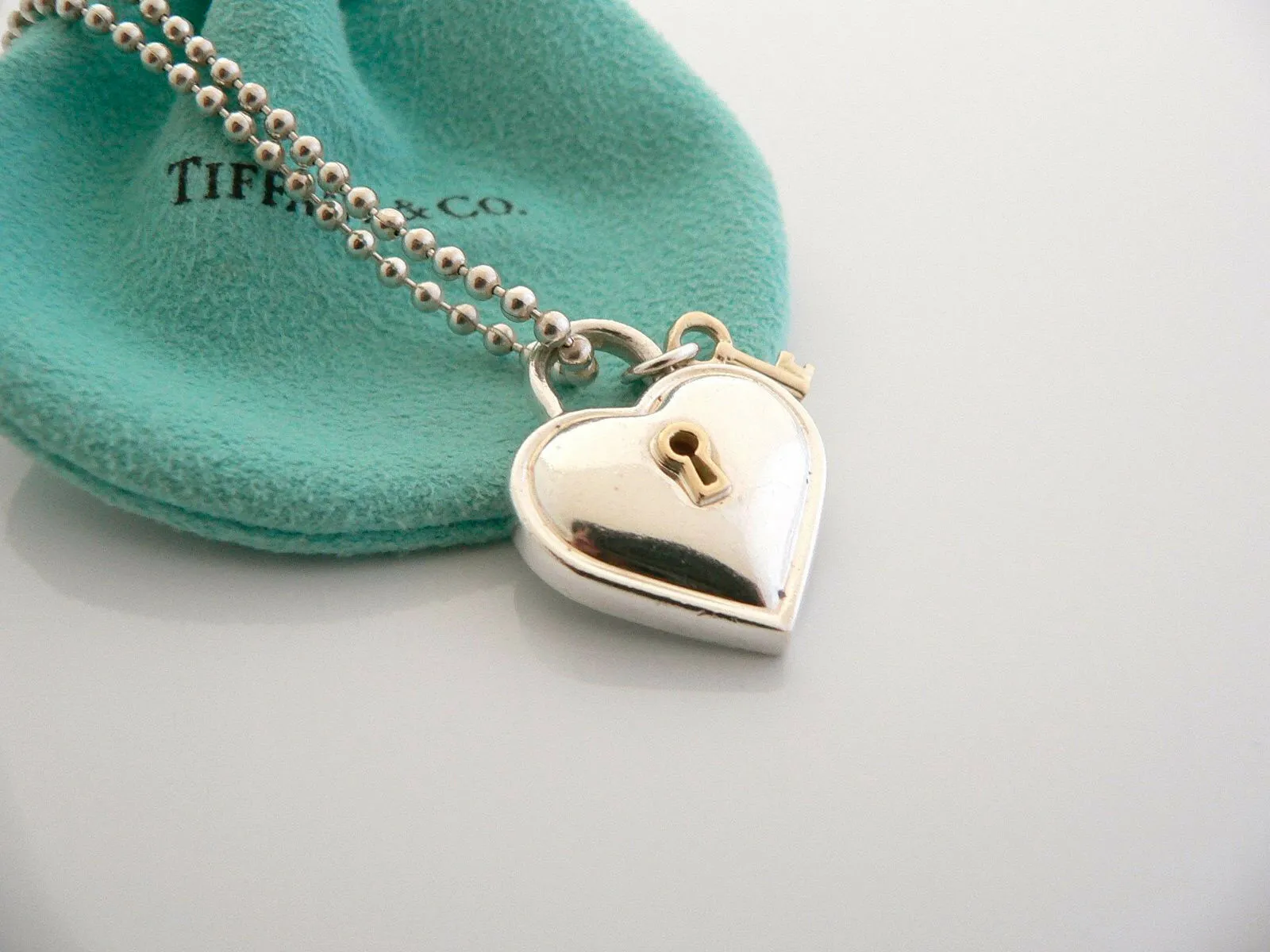 Tiffany & Co Silver 18K Gold Heart Key Necklace Pendant 20 Inch Gift Pouch Love