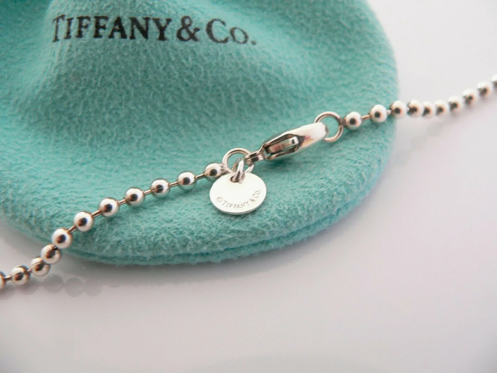 Tiffany & Co Silver 18K Gold Heart Key Necklace Pendant 20 Inch Gift Pouch Love