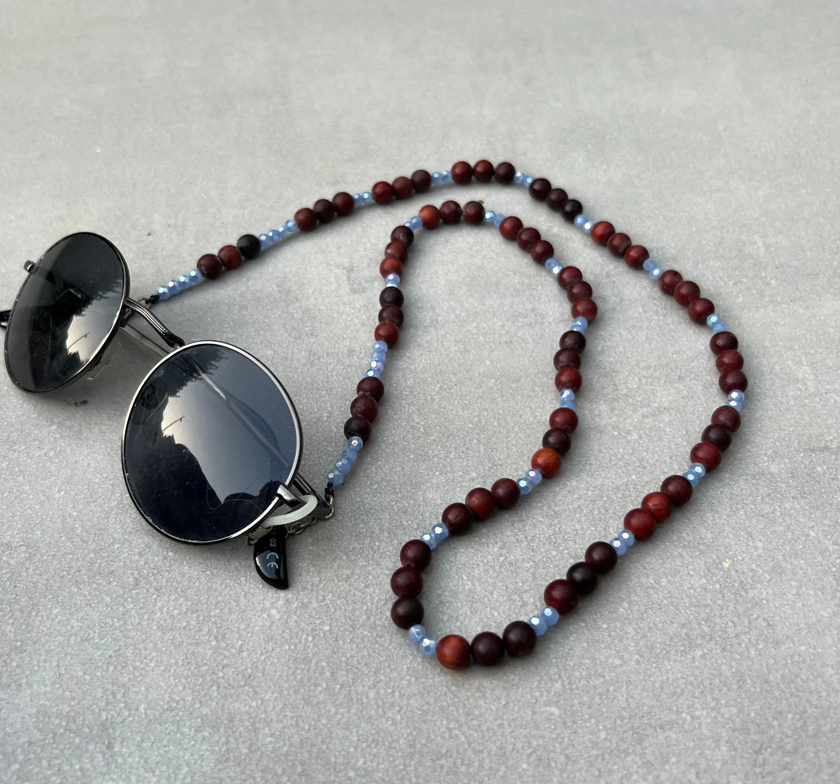Touch of crystals sunglass necklace