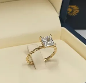 Trista solitaire ring