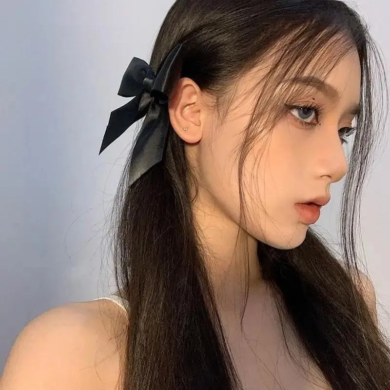 Unique Bow Hair Clips Satin Ribbon Hair Bows Clips Vintage Bowknot Side Hairpin Cute Girls Barrettes Fashion Women Hair Accessories