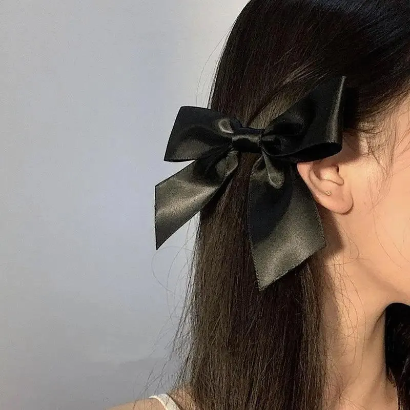 Unique Bow Hair Clips Satin Ribbon Hair Bows Clips Vintage Bowknot Side Hairpin Cute Girls Barrettes Fashion Women Hair Accessories