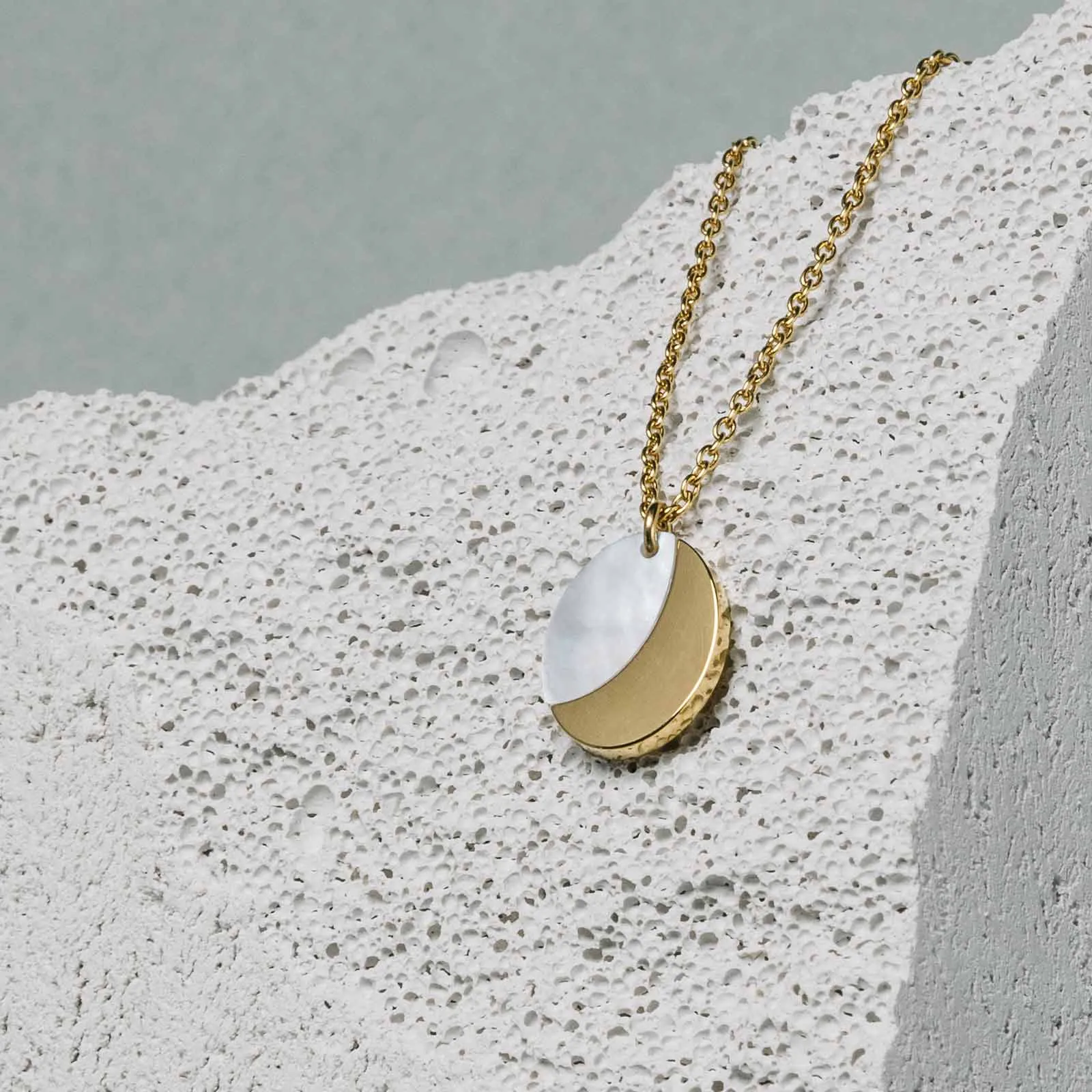 Unite Mother of Pearl Necklace