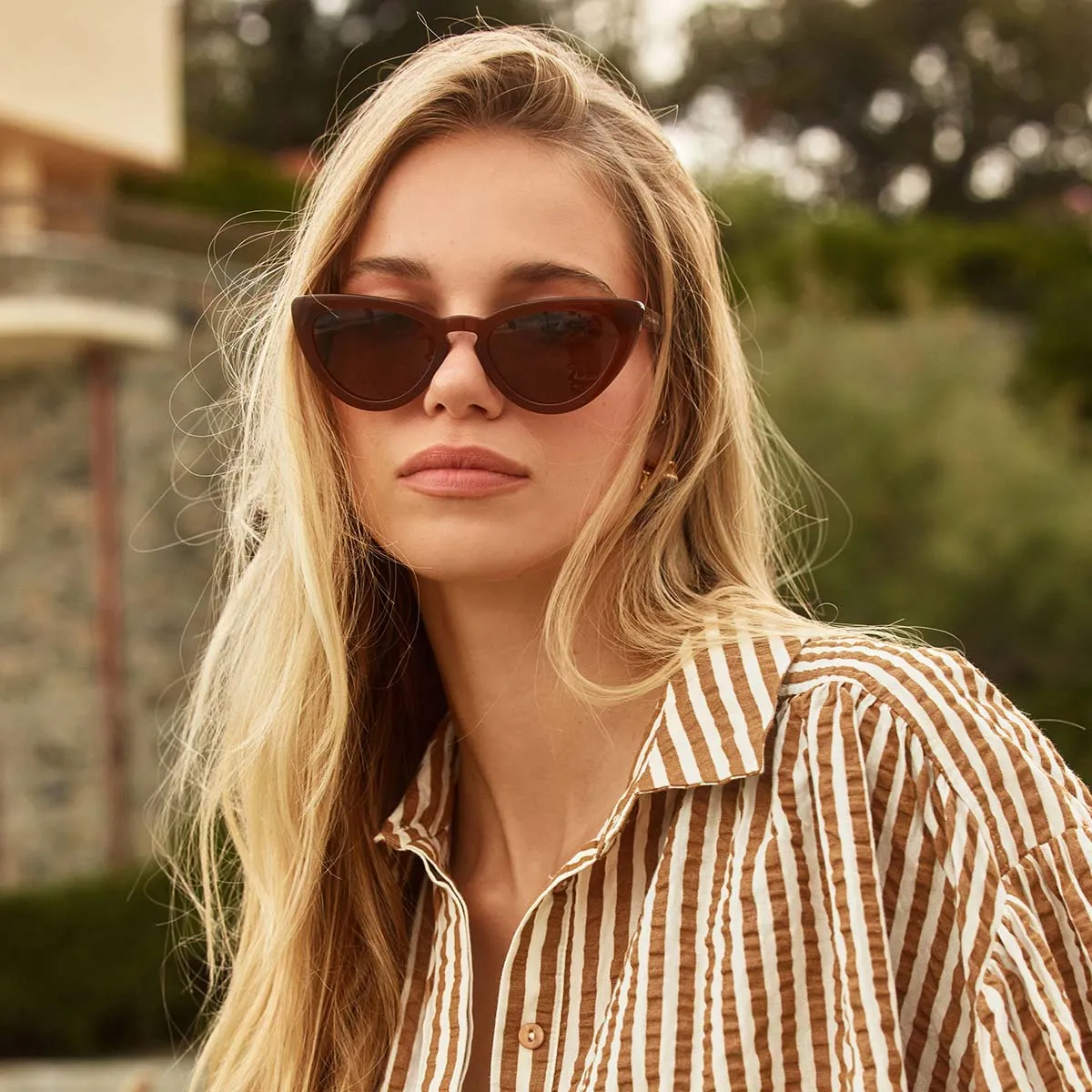 Villain Sunglasses - Brown