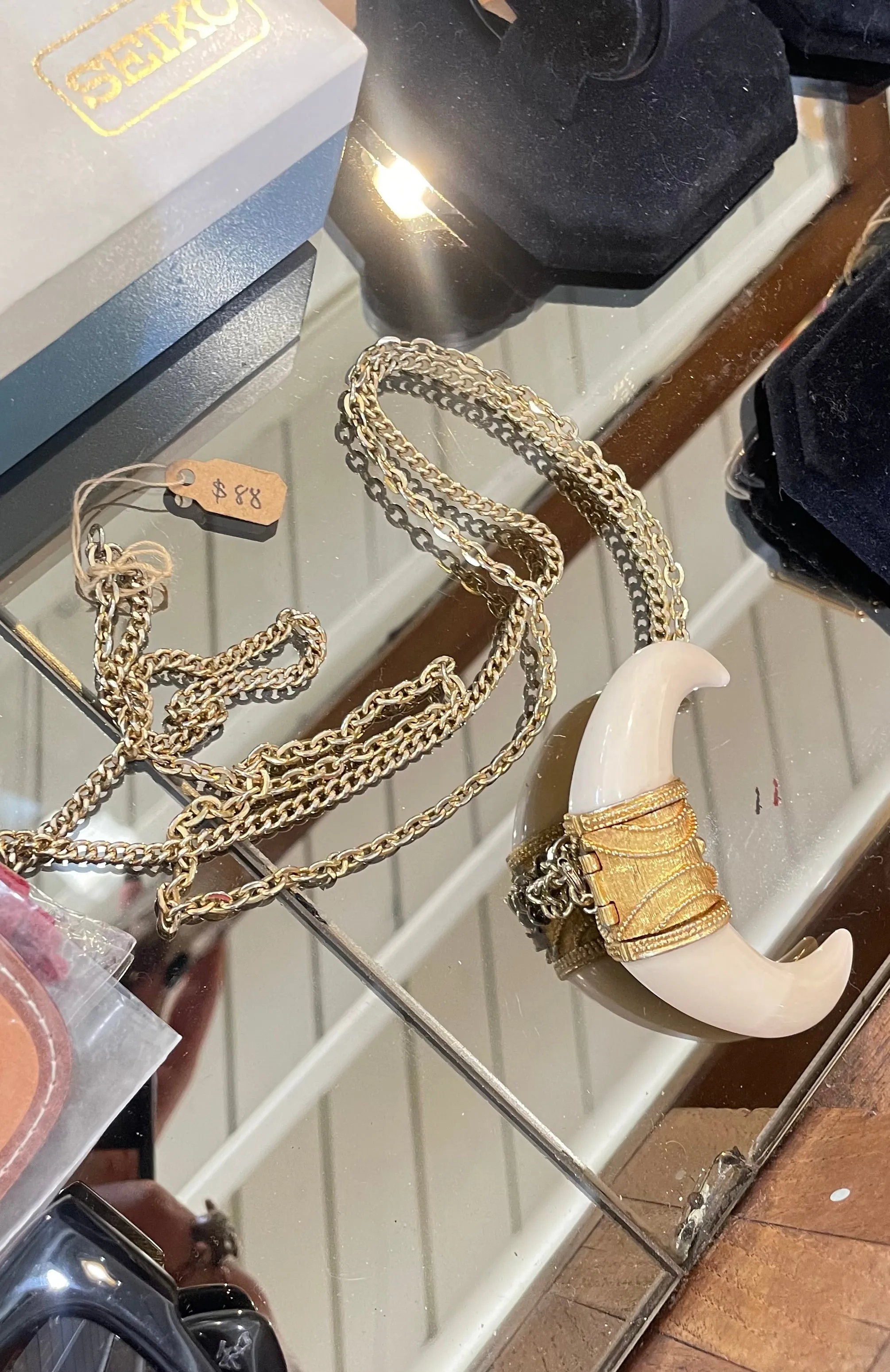 Vintage Gold Chain Tusk Necklace